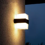 Lampa za hodnik
