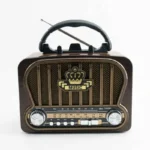 Prenosni retro radio
